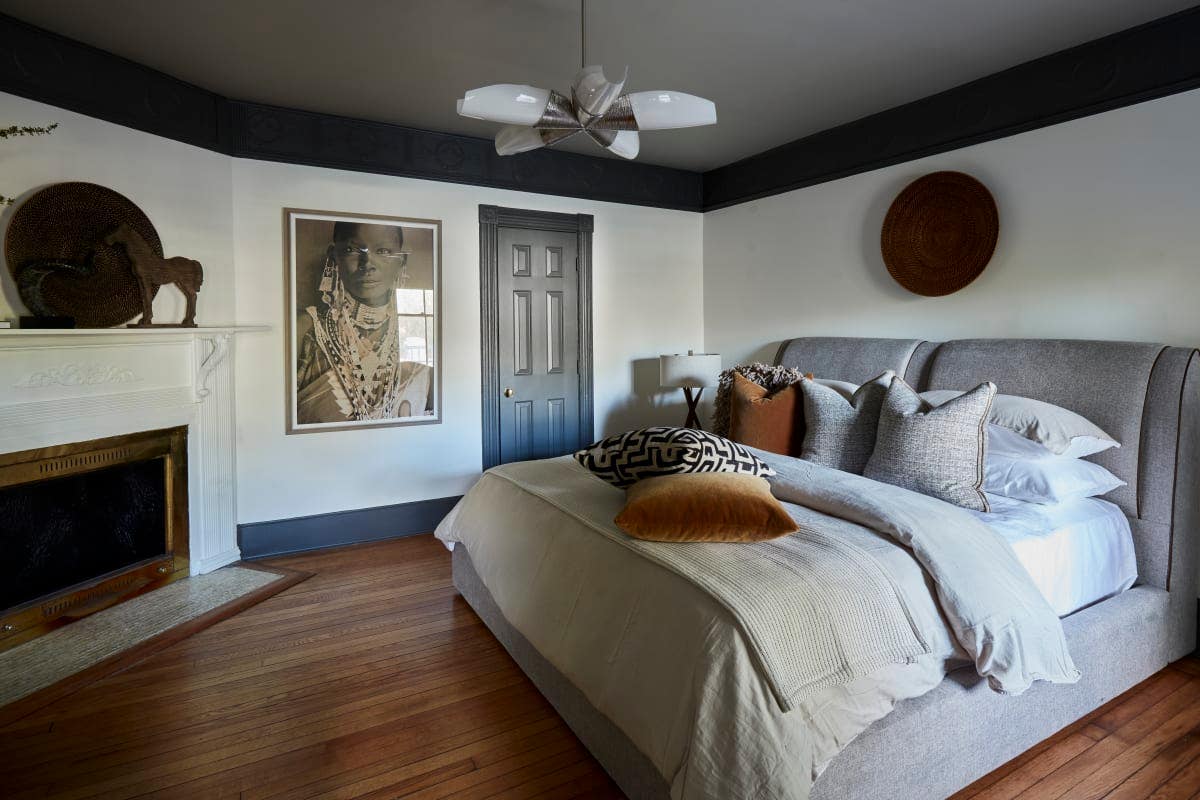 Utopia Medium 5 Arm Chandelier by Kelly Wearstler