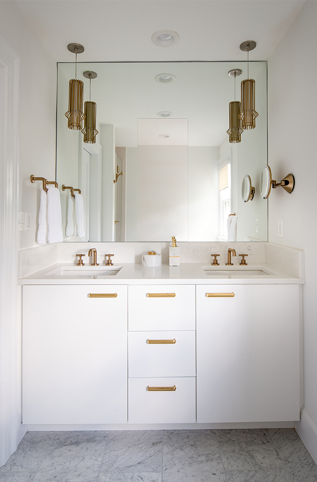 Featured: Mini Syrma Pendant by Sean Lavin