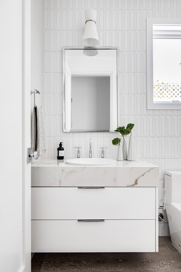Clarkson Small Single Pivoting Sconce by AERIN