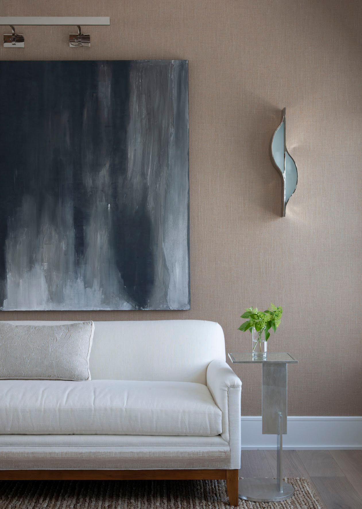 McClain 30" Hardwired Picture Light by J. Randall Powers, Avant Large Curved Sconce by Kelly Wearstler / Photography by Rachel McGinn