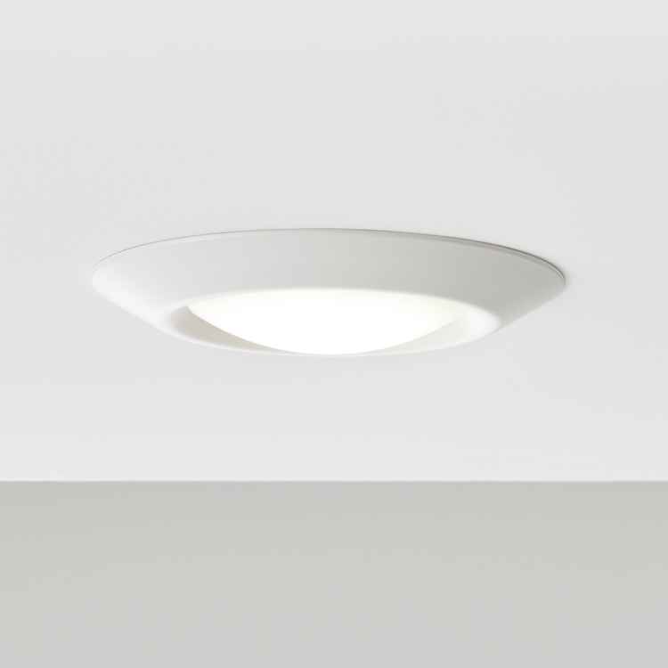 Straight On - In Use - Detail 2 - Light On